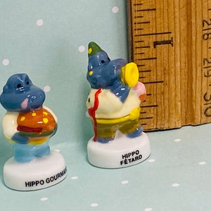 Silly HIPPOS Hippopotamus Hippo Gourmet Celebrating Cartoon animals Zoo Jungle Safari French Feve Feves Figurines Dollhouse Miniatures XX94