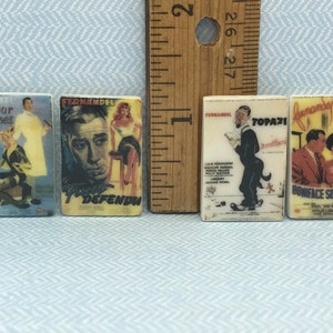 Pósteres de películas francesas en miniatura: Arte mural vintage para sala de cine retro - Miniaturas para casas de muñecas francesas Feves D35