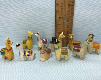 Adorable LLAMAS Llama Alpaca Alpacas Miniature Mini Tiny figurine Peruvian Animals - French Feve Feves Figurines Dollhouse Miniatures N36