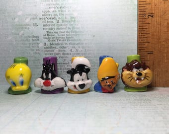 Birthday Cake CANDLE HOLDERS Sylvester Tweety Taz Pepe Speedy Warner Brothers Looney Tunes  - French Feve Feves Figurines Miniatures GG46
