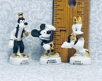 Disney MUSSE PIGG Mimmi Långben Gulddetaljer 3 Mini Småfigurer Figuriner Franskt Feve Feves Porslinsdockhus Miniatyr V335
