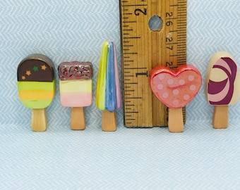 IJSJES IJs Fancy iriserend kleurrijk dessert popsiclebom pop - Franse Feve Feves porseleinen poppenhuisminiaturen M82