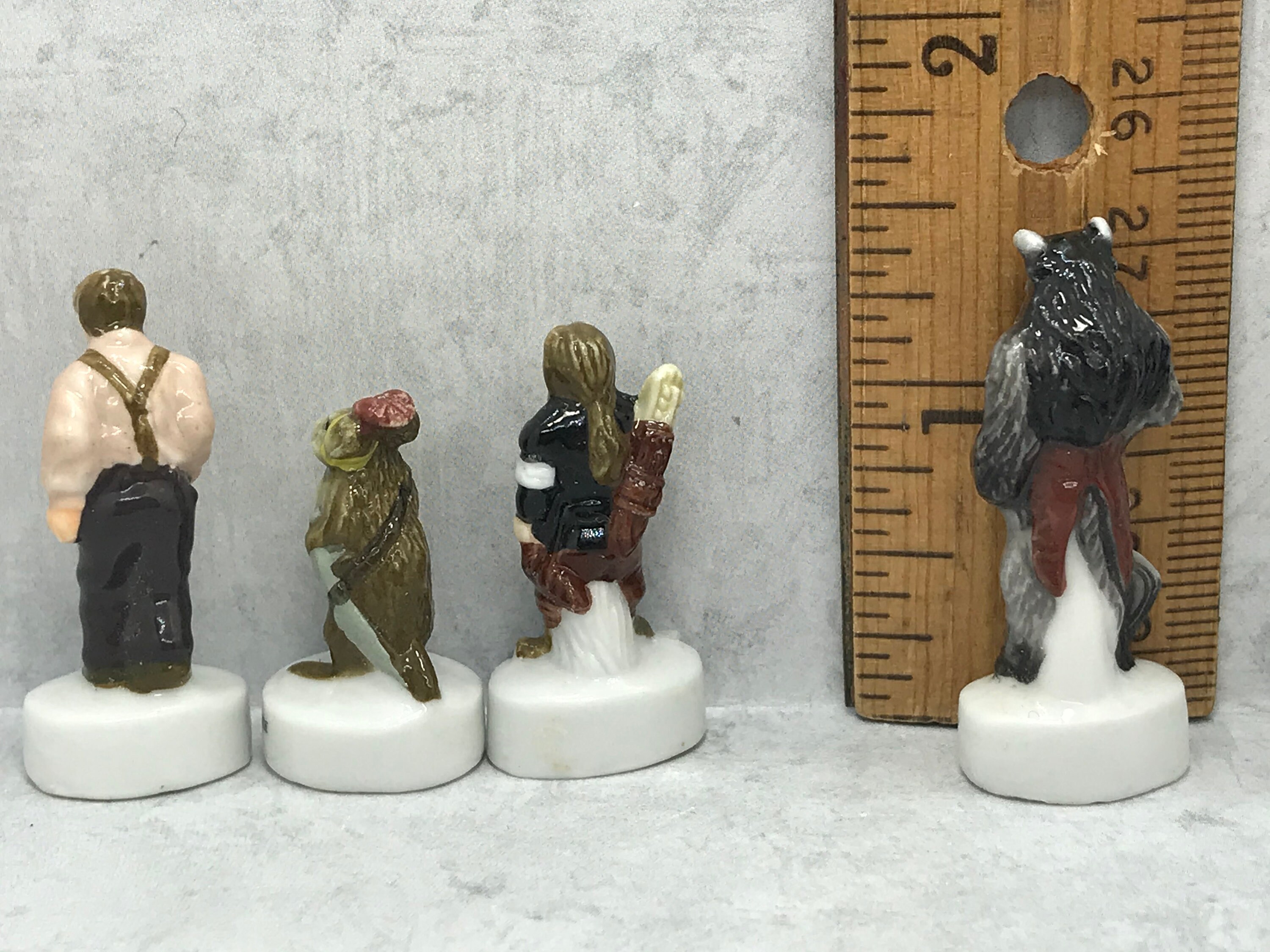 Narnia Disney-bean Fève Minifigurines 12 Figurines Hand Painted Porcelain/  Ceramic Figurines Collection Fabophilie 