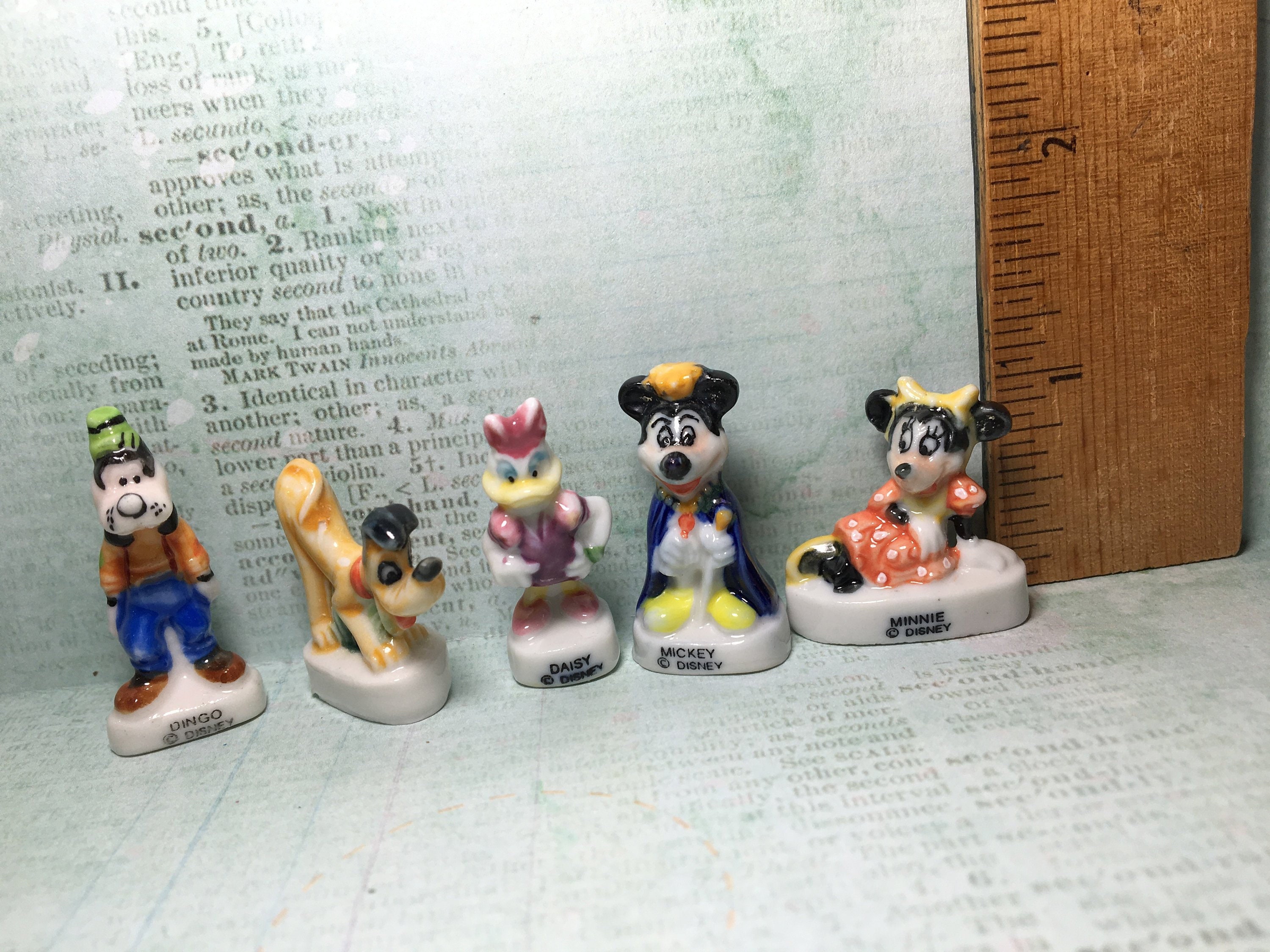 French Feves Disney MICKEY MOUSE Minnie Daisy Duck Pluto Goofy