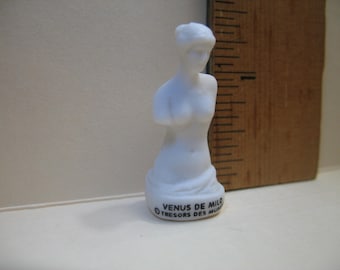 VENUS DE MILO  Sculpture Museum Art Classical Greek Statue  - French Feve Feves Porcelain Figurines Doll House Miniature A31