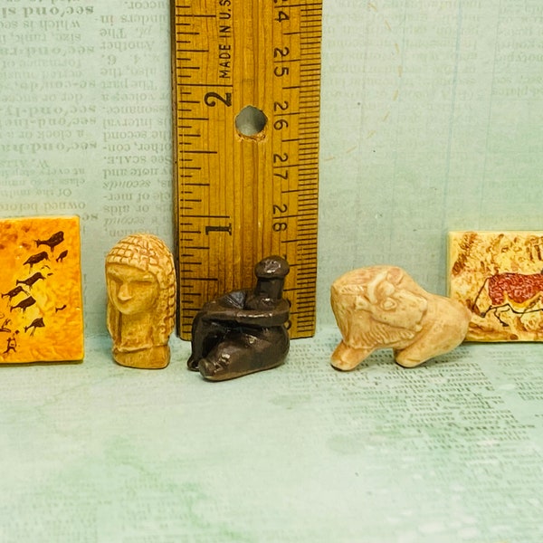 Prehistoric ART & ARTIFACTS Sculpture Drawings Stone Age Archeology Museum replicas - French Feves Porcelain Dollhouse Miniatures QQ3