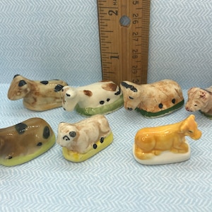 Tiny COW Calf Cows Cattle Perfect for a Nativity Vintage Animal Animals Farm French Feve Feves Porcelain Figurines Dollhouse Miniatures W23