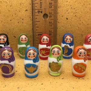 Russian MATRYOSHKA Good Luck Dolls Doll Russia Nesting Kokeshi  French Feve Feves Porcelain Figurines Dollhouse  Miniatures WW25