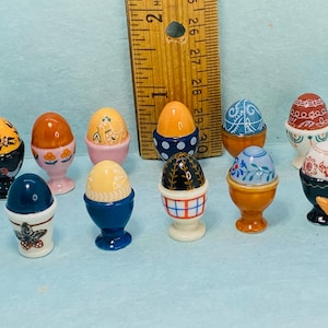 Hard Boiled EGGS Egg Cups Breakfast Dishes Kitchen French Feve Feves Porcelain Dollhouse Miniatures SS98