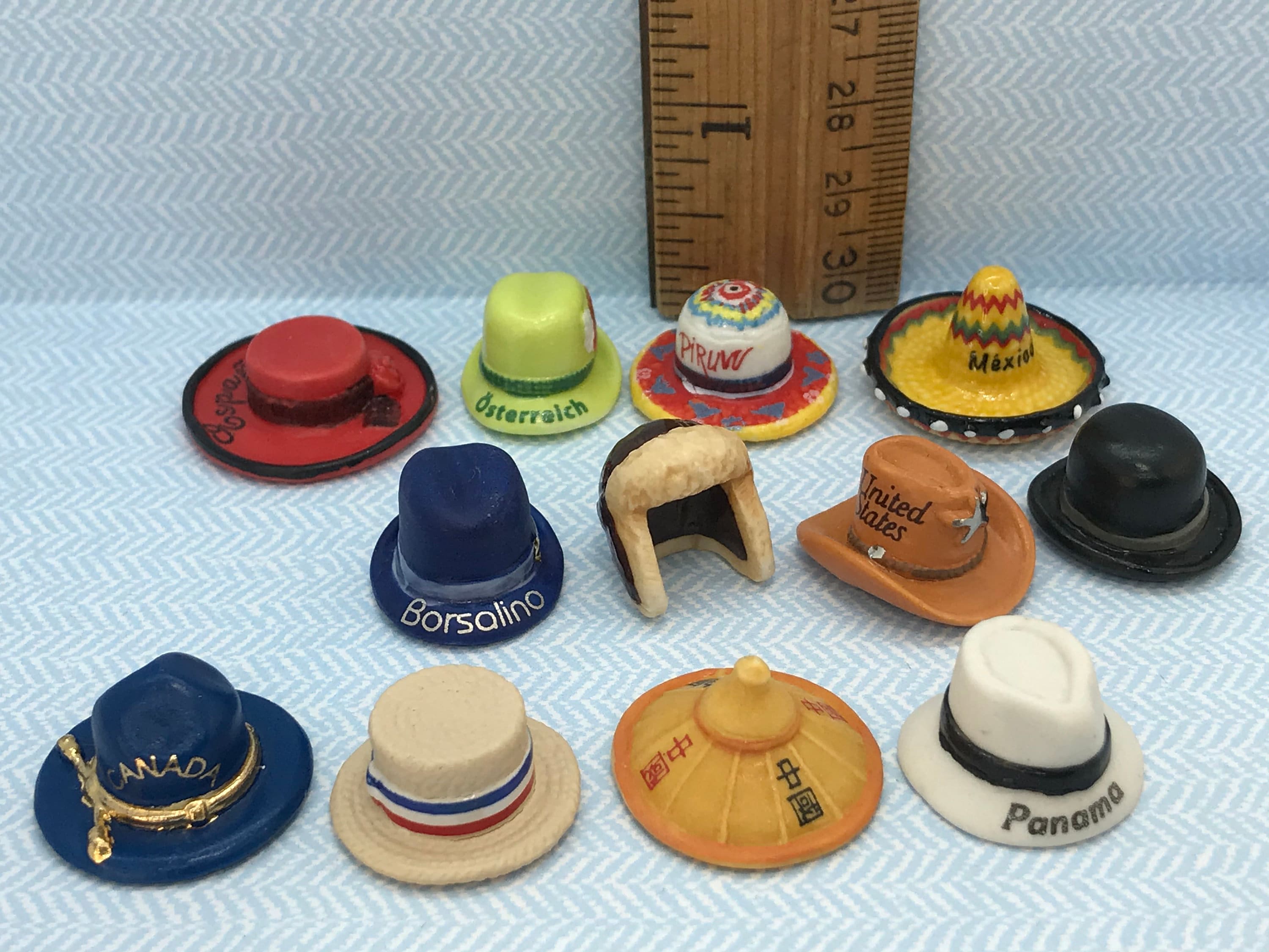 Lurrose 20 Pièces Mini Chapeau De Cow-Girl Occidentale Miniature Mignon  Chapeau De Poupée Robe De Soirée Chapeau Semblant Jouer Accessoires De