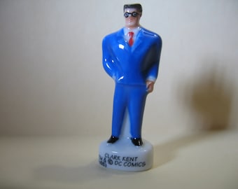 SUPERMAN Clark Kent DC Comics VINTAGEFrench Feve Feves Porcelain Figurines King Cake Baby Dollhouse Charm Miniatures Mini E94