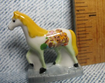 French Feve - PARADE of HORSES Artwork Art Colt Horse Pony Stallion - Tiny Porcelin Feves Figurine Dollhouse Miniature A30
