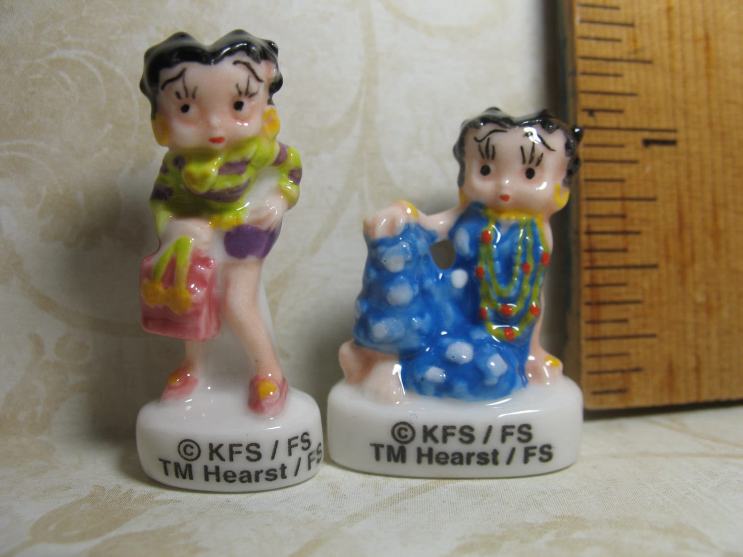 【希少】Betty Boop Shopping Spree 磁器ドールフィギュア 希少】Betty Boop Shopping Spree 磁器ドールフィギュアの通販