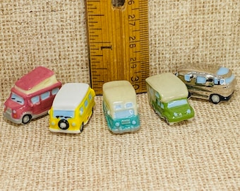 Retro CAMPER VANS Mini Van Motor Bus AUTO'S Autoaanhangwagen Franse Feve Feves Tiny Porseleinen Beeldjes Poppenhuis Miniatuur S132