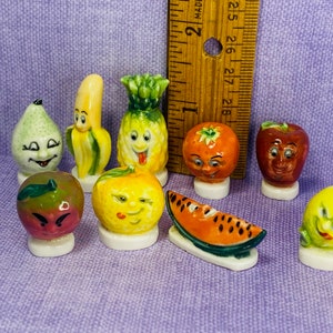 Malutkie owoce ludzie kreskówka banan ananas gruszka cytryna jabłko vintage 9 szt francuskie figurki Feve Feves miniatury domków dla lalek N38
