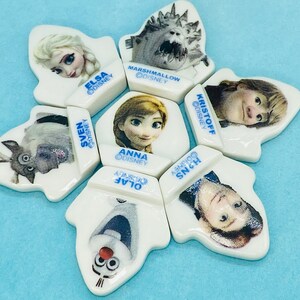 Zestaw puzzli FROZEN Snowflake Elsa, Anna i Olaf 7 elementów Disney - French Feve Feves Figurines Dollhouse Miniatures Z114 zdjęcie 3