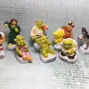 Disney&#39;s SHREK III Set of 8 Miniature French Feve Feves Donkey Fiona Puss Babies - Porcelain Figurines  Dollhouse Charm Mini Figures H76
