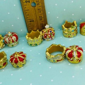FAMOUS CROWNS Royalty King & Queen Crown Tiara Mardi Gras Epiphany King Cake - French Feve Feves Figurines Dollhouse Miniature Figurine CC4