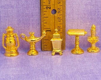 Vintage tafellampen licht goud gouden metalen figuur miniatuur - Franse Feve Feves metalen beeldje poppenhuis decor verlichting KK107