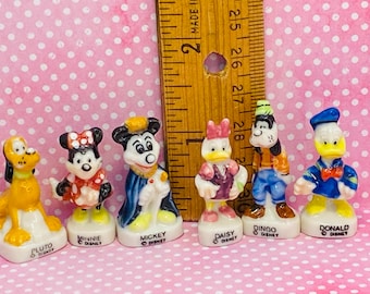 Figuras de porcelana vintage de Disney Mickey Mouse, Minnie, Daisy, Pato, Pluto y Goofy (6 piezas) - Miniaturas para casa de muñecas French Feves King Cake GG45