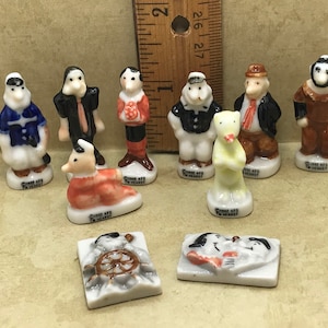 Zestaw Vintage POPEYE 10 figurek porcelanowych Olive Oyl Bluto Wimpy French Feve Feves Miniatury do domku dla lalek OO58