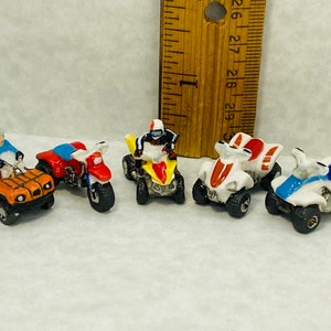 Tiny ATV Quads 4x4s All Terrain Vehicles Atvs Quad French Feve Feves Figurines Porcelain Dollhouse Village HO Miniatures Mini Figures  DD39