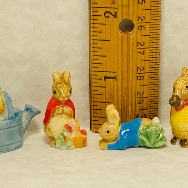 BEATRIX POTTER Peter Rabbit Bunny Easter Rabbits French Feve Feves Porcelain Dollhouse Miniatures Figures GG104