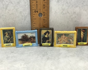 Beroemde kunst MEESTERWERKEN Kleine olieverfschilderijen Daumier Pissarro Delacroix Renoir Ingres - French Feve Feves porseleinen poppenhuisminiaturen J42