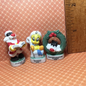 SYLWESTER Kot i TWEETY Ptak Boże Narodzenie Warner Brothers Looney Tunes Cartoon Vintage French Feve Feves Figurki Miniatury Domków dla Lalek O25