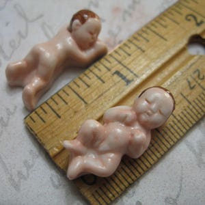 2 tradizionali re torta bambini neonato neonato - francese feve feves porcellana figurine casa delle bambole in miniatura Mardi Gras P12