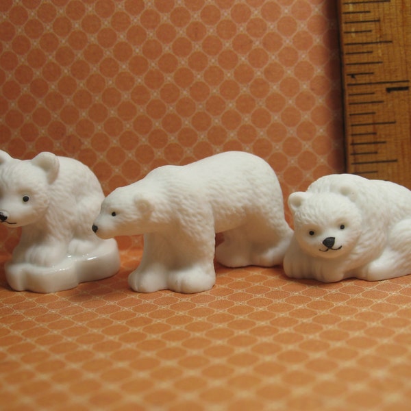 WHITE NORTH Polar bear Family Cubs Mama Arctic Alaska North Pole  French Feve Feves Porcelain Figurines Dollhouse Miniatures Mini K85