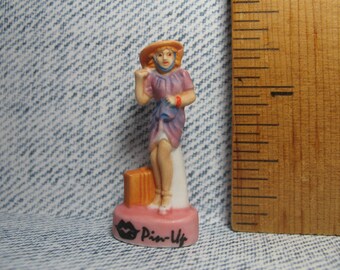 Franse Feve PIN UP GIRL Amour Love Beauties Pin Ups Pinup - Feves-beeldjes miniatuur K40