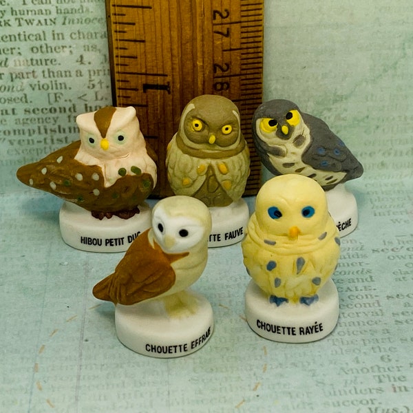 OWLS Race Peint à la main Français Feves Feve Porcelaine Maison de poupée Figurines miniatures Figure Snowy Barn Owl Bird Birds R208