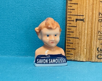 Présentoir publicitaire Savon Samousse pour garçons buste vintage luminaire de magasin d'antiquités Français Feve Dollhouse Miniatures TT44