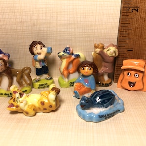 DORA the EXPLORER & DIEGO Figurki Zestaw 9 figurek z kreskówki Feve Feves French Porcelain Figures Dollhouse Miniatures Figurka E126