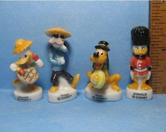 Disney Mini Figurines, Plastic Goofy, Mickey, Minnie, Donald Duck, Lot: 13  Total