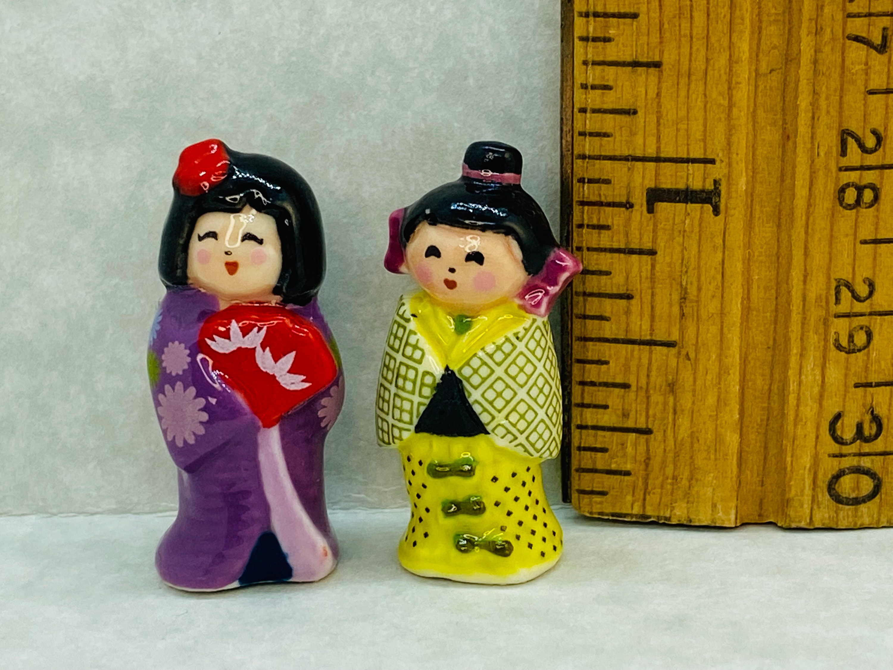 Beautiful Japanese doll dressed in kimono  Muñecas japonesas, Muñecas de  porcelana, Muñecas kawaii
