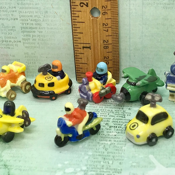 Winziges Aufziehspielzeug, Spielzeugauto Flugzeug Automodell T Zug Kinderzimmer Spielzimmer - Französische Feve Feves Puppenhaus Zubehör Miniaturen WW40