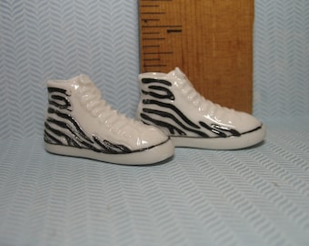 Zebra Black & White Sneakers 1 pair Basketball Hi-tops Shoes Shoe- French Feve Feves Porcelain Figurines  Dollhouse Miniatures U17