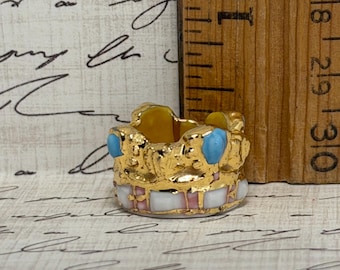 Princess Queen's CROWN Royalty King Mardi Gras Epiphany Crowns Tiara King Cake Porselein Franse Feve-poppenhuisminiaturen KK130