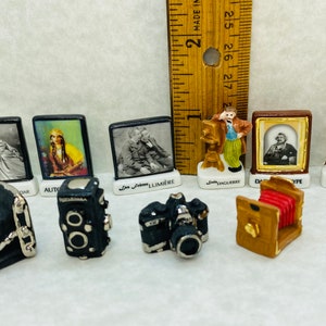 History of PHOTOGRAPHY Vintage Camera Photographer Daguerre Niepce Art Cameras - French Feve Feves Figurines Dollhouse Dolls Miniatures J337