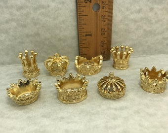Złote metalowe korony, królewskie nakrycie głowy, złota korona, tiara, król królowa, francuski Feve Feves, malutki metalowy domek dla lalek, miniaturowe babeczki, torty, ozdoby D41