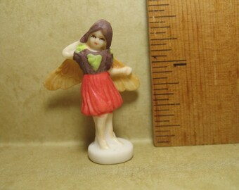 Cicely Mary Barker FAIRY GIRL Sprite Pixie Elves Flower Fairies - French Feve Feves Porcelain Figurines Dollhouse Miniatures Figures JJ60