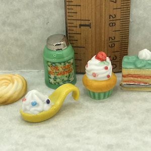 TEA TIME  Fancy Desserts Bistro Cafe Bakery Cupcake Cream Canister Mille Feuille French Feve Feves Figurines Dollhouse Miniature T63