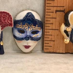 VENETIAN Parade Carnival Mardi Gras MASK Masks   French Feve Feves Porcelain Figurines King Cake Baby Dollhouse Miniatures Figurine N13