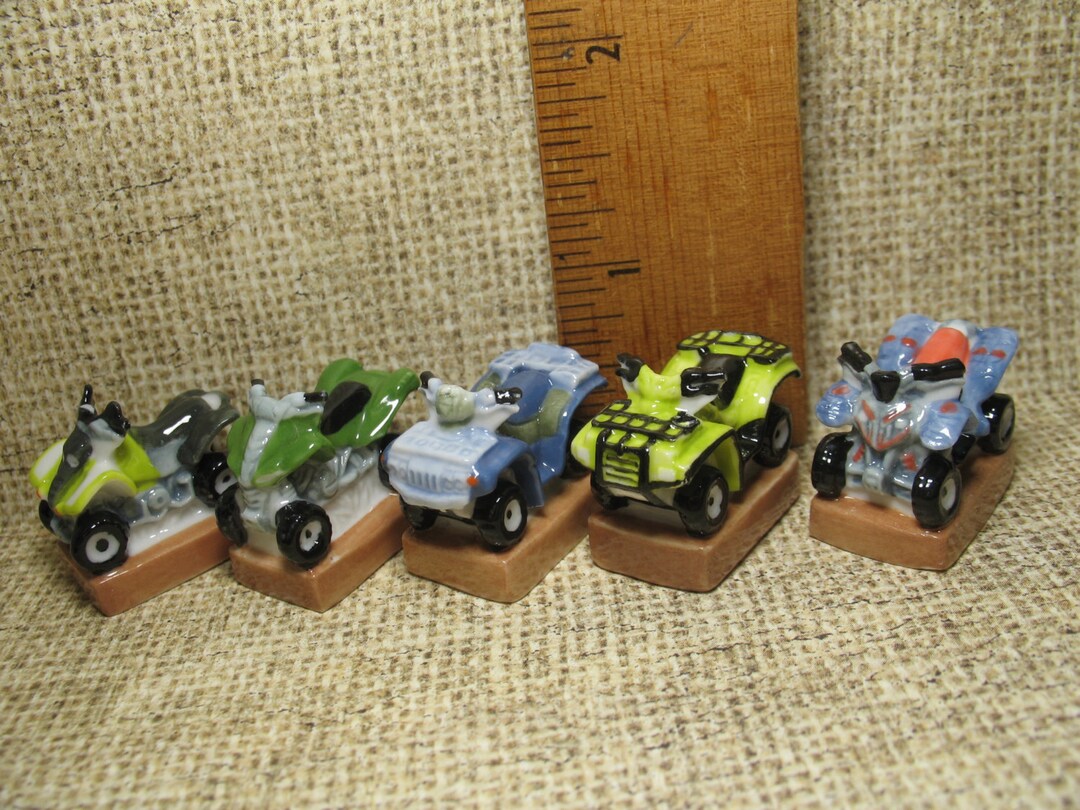 Tiny ATV Quads 4x4s All Terrain Vehicles Atvs Quad French Feve Feves  Figurines Porcelain Dollhouse Miniatures Mini Figures H11 