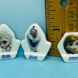 Zestaw puzzli FROZEN Snowflake Elsa, Anna i Olaf 7 elementów Disney - French Feve Feves Figurines Dollhouse Miniatures Z114 zdjęcie 4