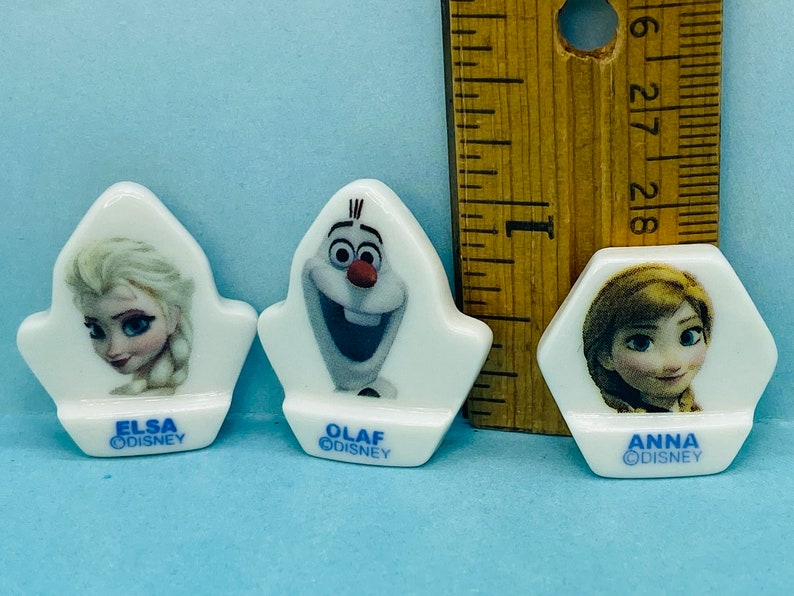 Zestaw puzzli FROZEN Snowflake Elsa, Anna i Olaf 7 elementów Disney - French Feve Feves Figurines Dollhouse Miniatures Z114 zdjęcie 4