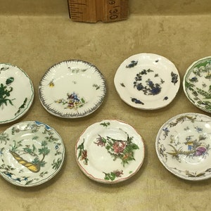 Vintage FLORAL Plates Traditional French Pottery Dishes Tiny Platter Plate - Feve Feves Figurines Dollhouse Miniatures  JJ85