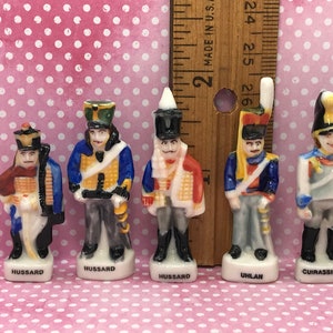 Soldiers Napoleanic Wars - Battle of Waterloo Light Cavalry, Cuirassier, Hussar, Infantry Officers - French Feve Feves Figurines QQ90